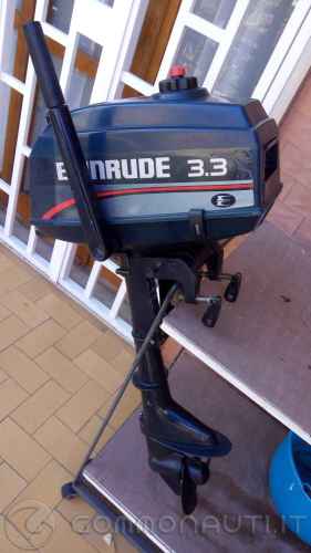 Vendo motore fuoribordo Evinrude 3,3 cv con meno di 1 ora di moto