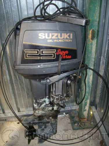 Vendo Suzuki Supertree anno 94 300,vendo come non funzionante.