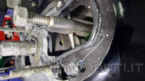 Problema rottura piastra Suzuki DF40astl
