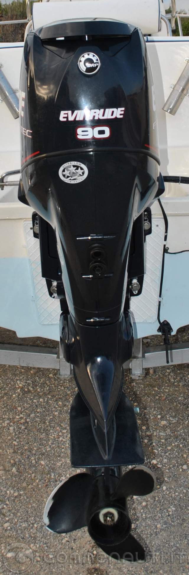 EVINRUDE E-TEC 90 CV