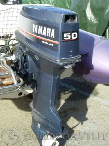 Vendesi Yamaha top 700 50 cv