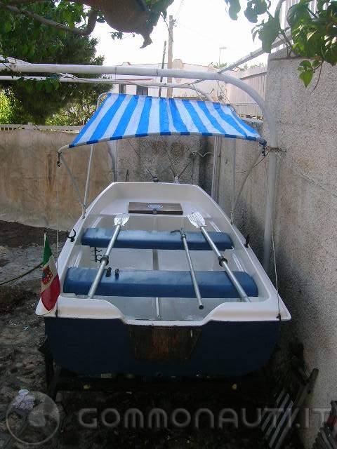 scafo trimarano