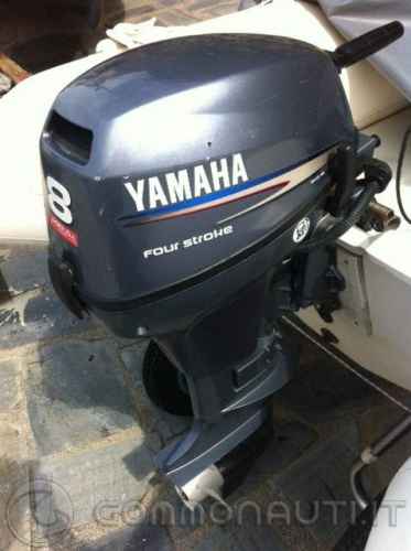 Vendesi Motore Yamaha 8 cv - 4 tempi - gambo corto