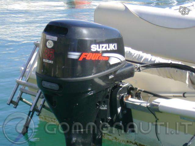 Мотор suzuki 25