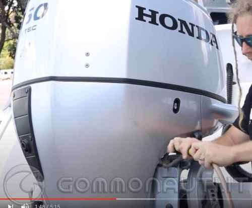 Lavaggio anticalcare su Honda BF150 V-TEC