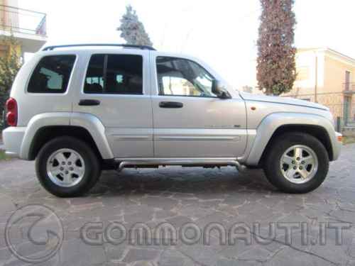 Vendesi jeep cherokee 2.8 crd limited